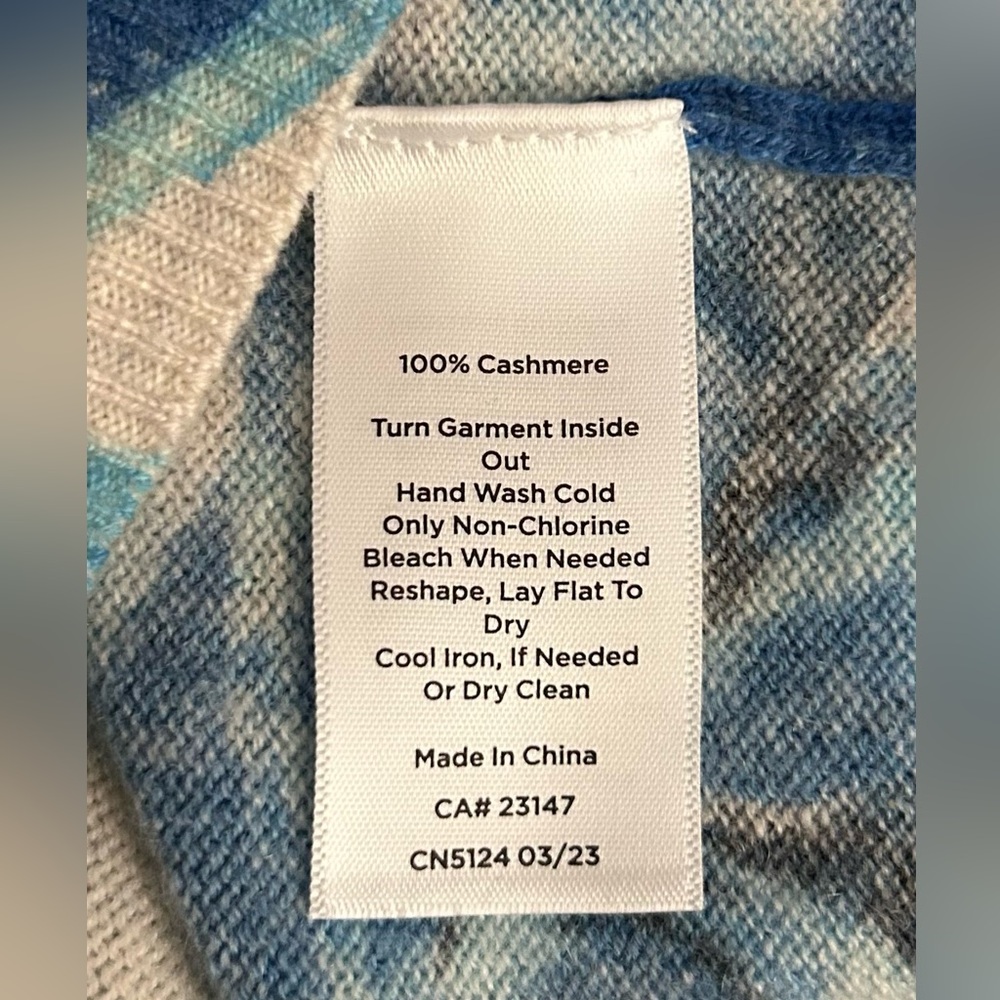 Talbots 100% Pure Cashmere Blue Peonies Floral Sweater in 3X - Picture 5 of 5
